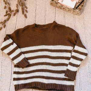 Pink Lily brown sweater size  large